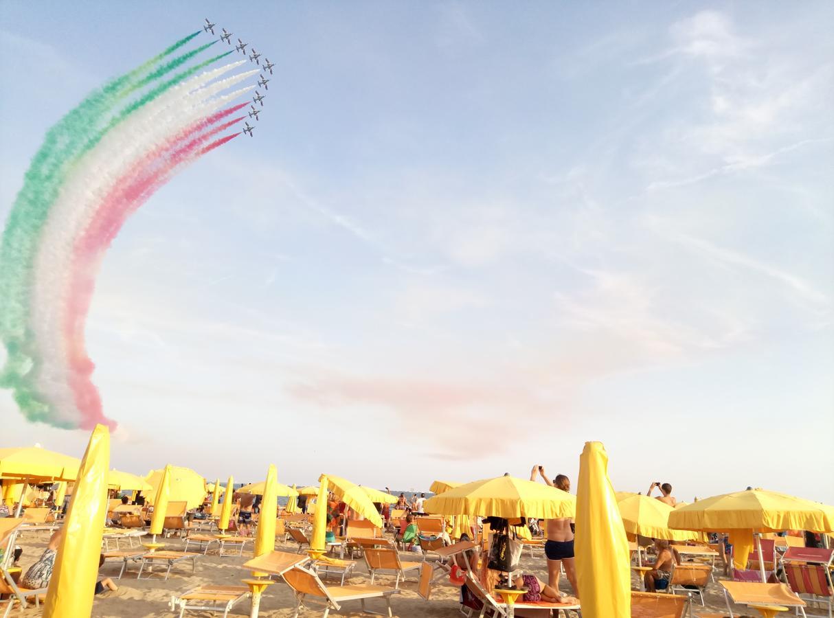 B&C Apartments Lido di Jesolo Eksteriør bilde